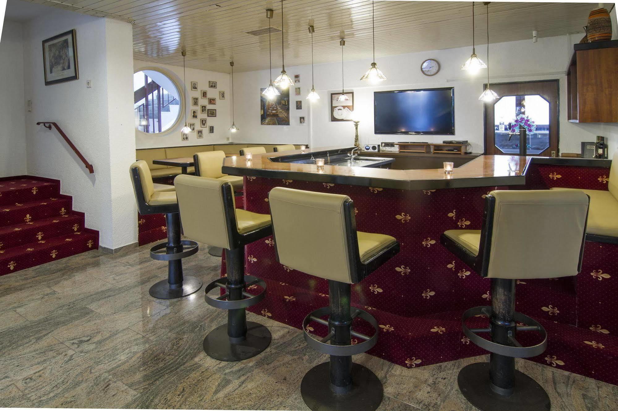 Hotel Maurer Karlsruhe Eksteriør bilde