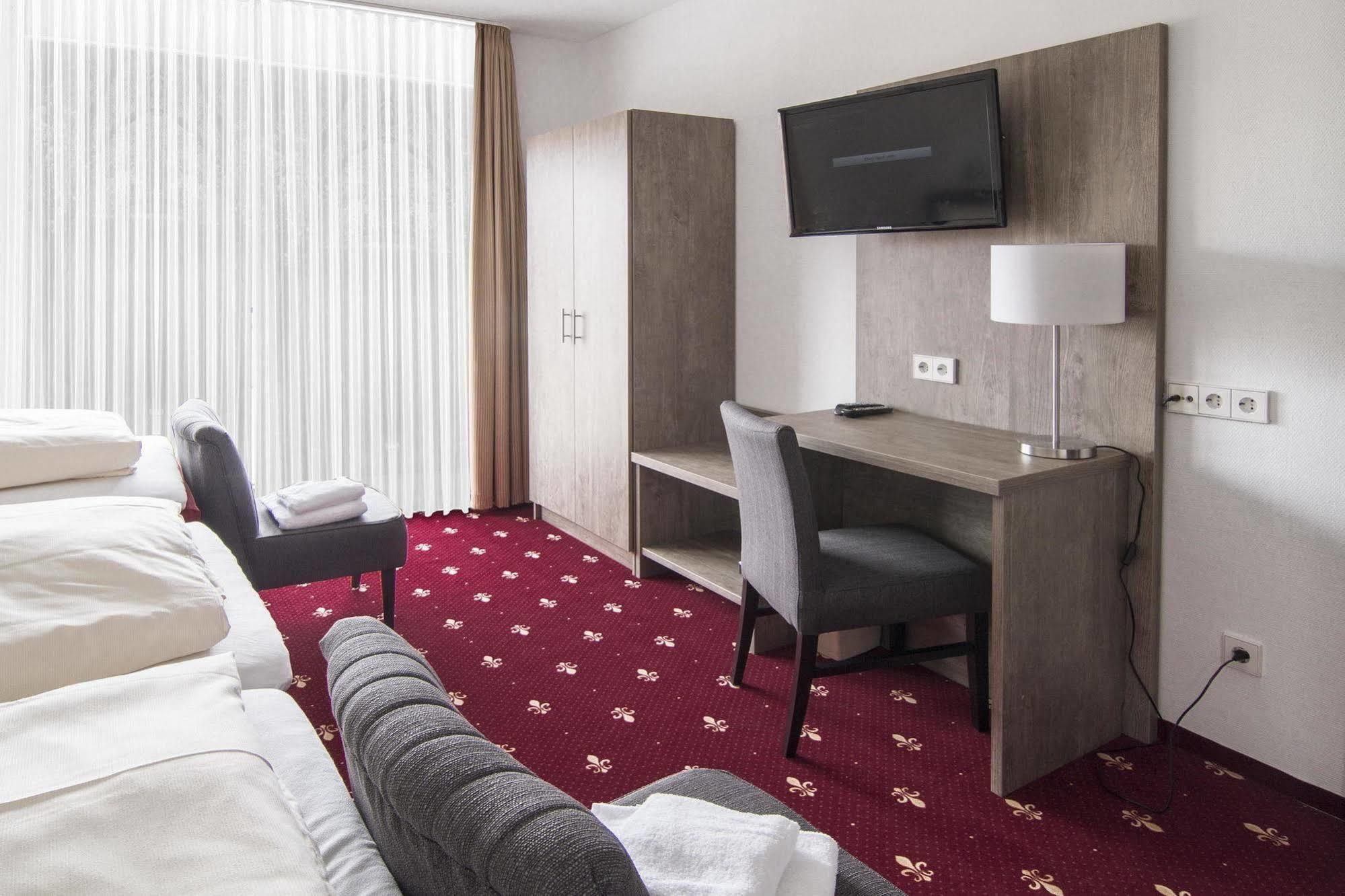 Hotel Maurer Karlsruhe Eksteriør bilde